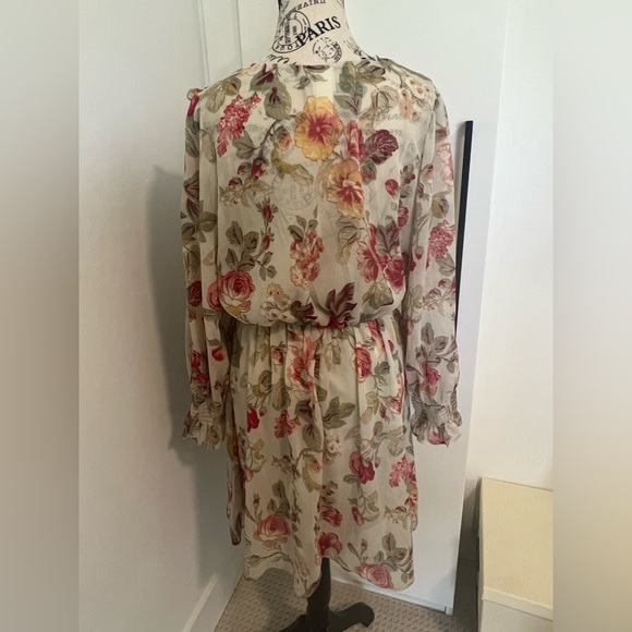 Floral Mini Dress - Picture 4 of 6